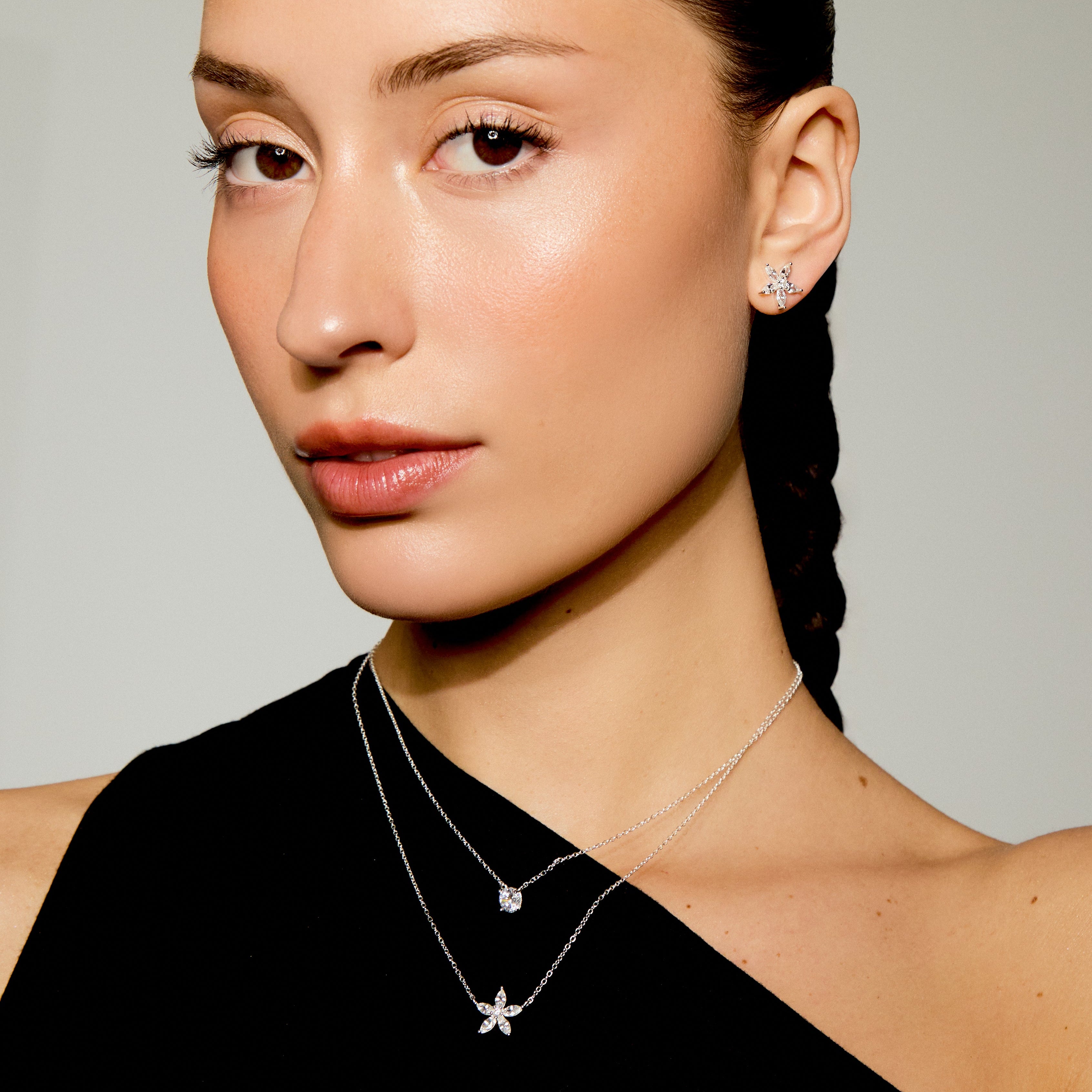 Flower Solitaire Stud Earrings