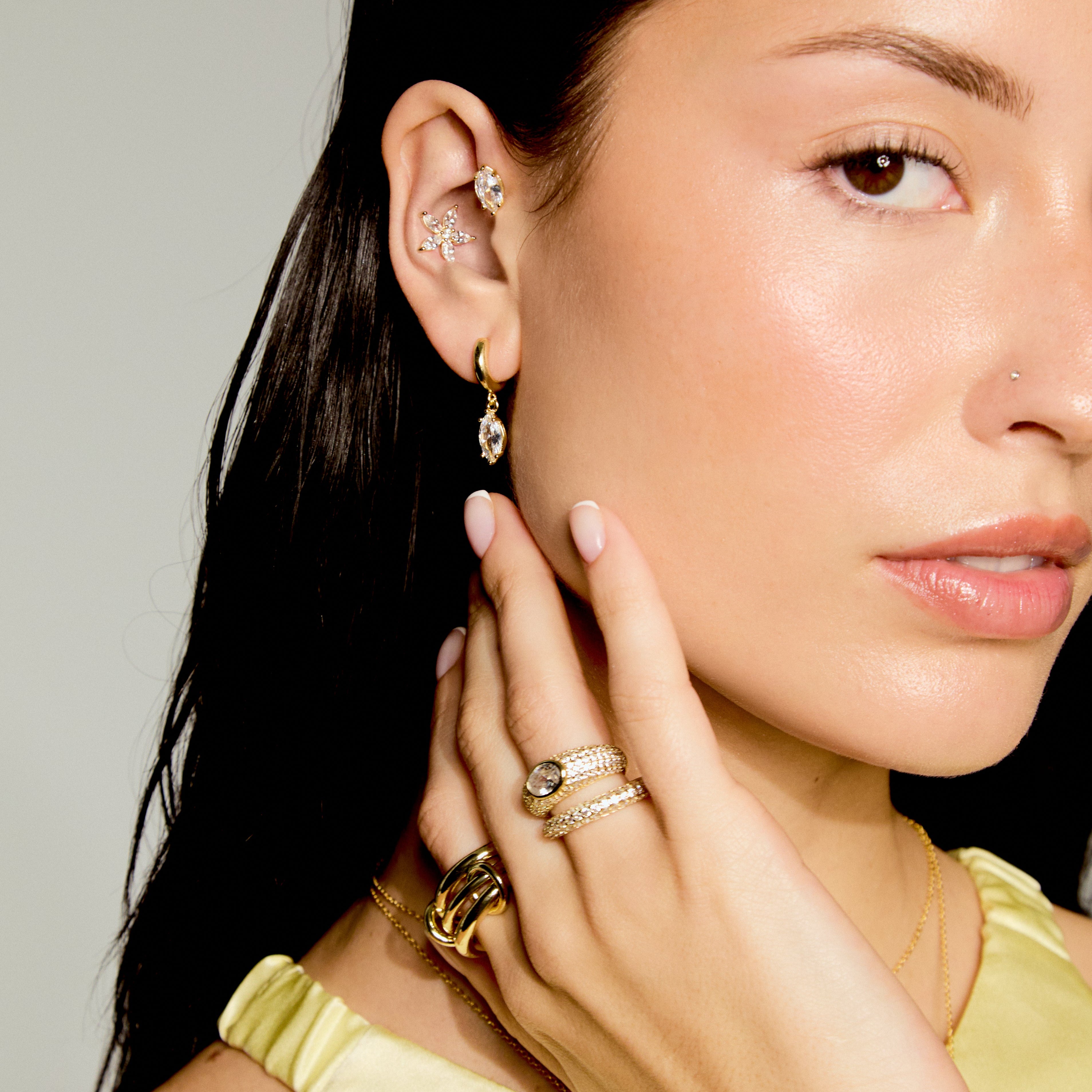 Flower Solitaire Stud Earrings